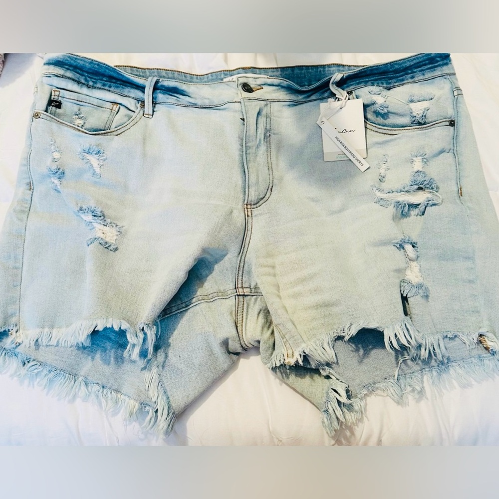 NWT Kancan shorts size 22